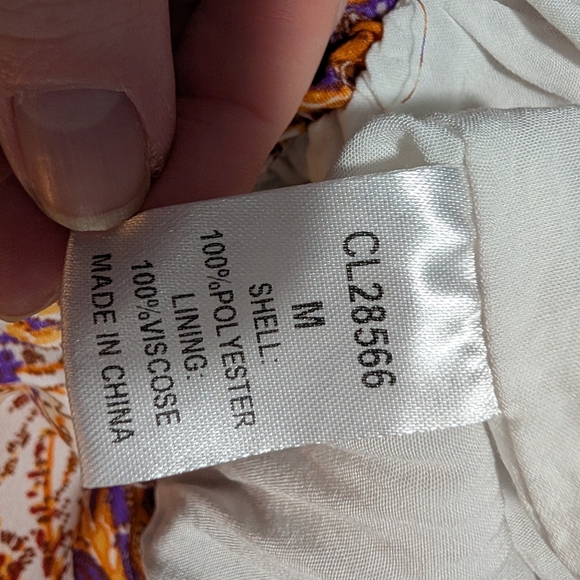 Pink Lily Paisley Tie Waist Romper Size Medium (New) - Picture 7 of 8